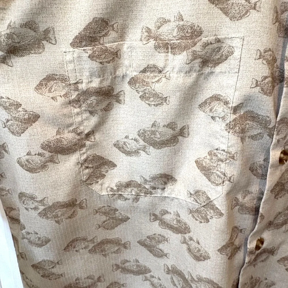 Weatherproof Garment Co Mens‎ Fishing Size L Beige Fish Print Button-Up Outdoor